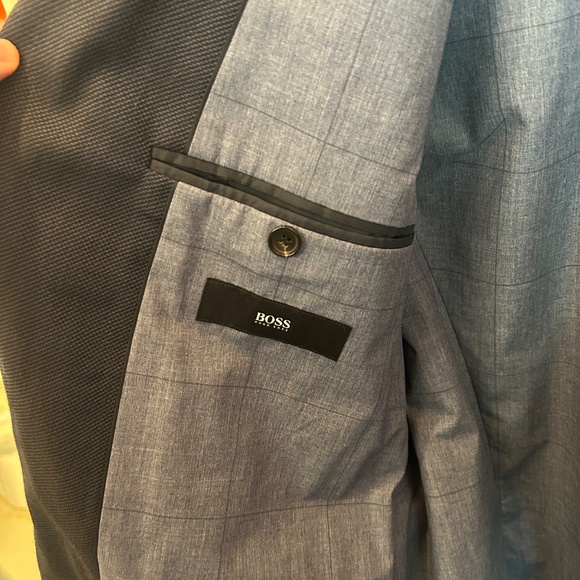 Hugo Boss Blue Blazer Nailhead 44R - Picture 2 of 5